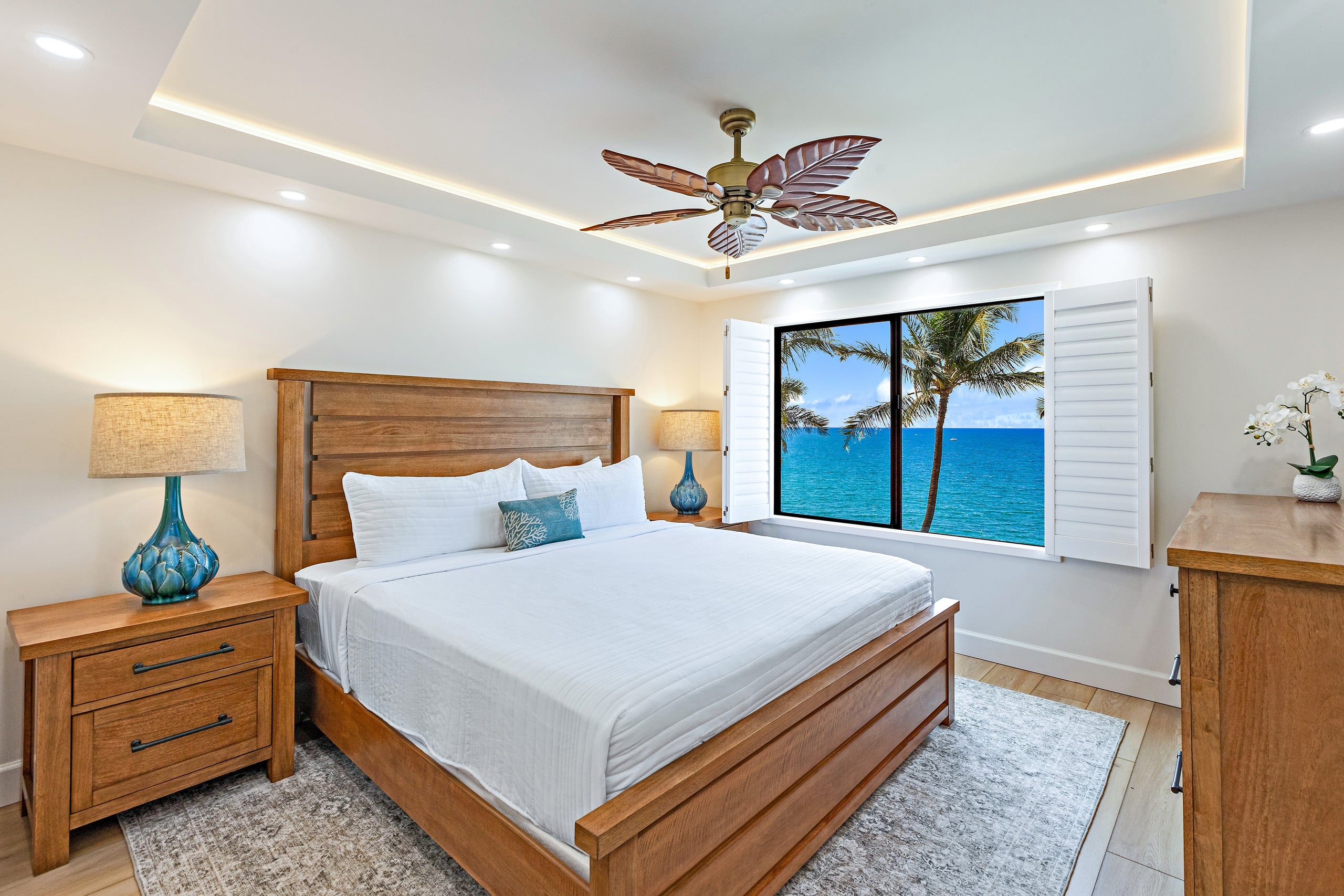 Unapologetic Oceanfront Luxury with 1,000-SF Lanai - Image 22