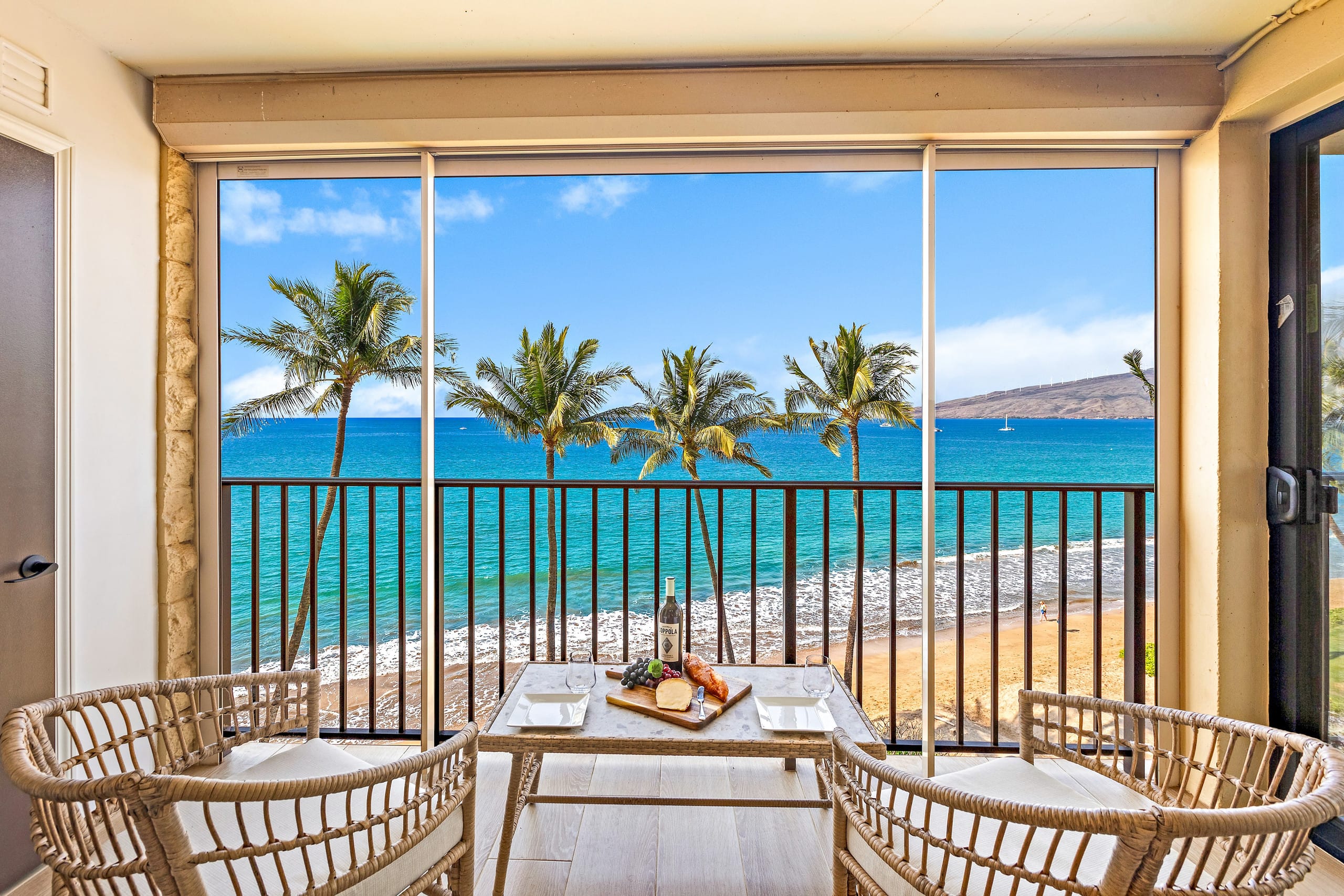 Unapologetic Oceanfront Luxury with 1,000-SF Lanai - Image 41