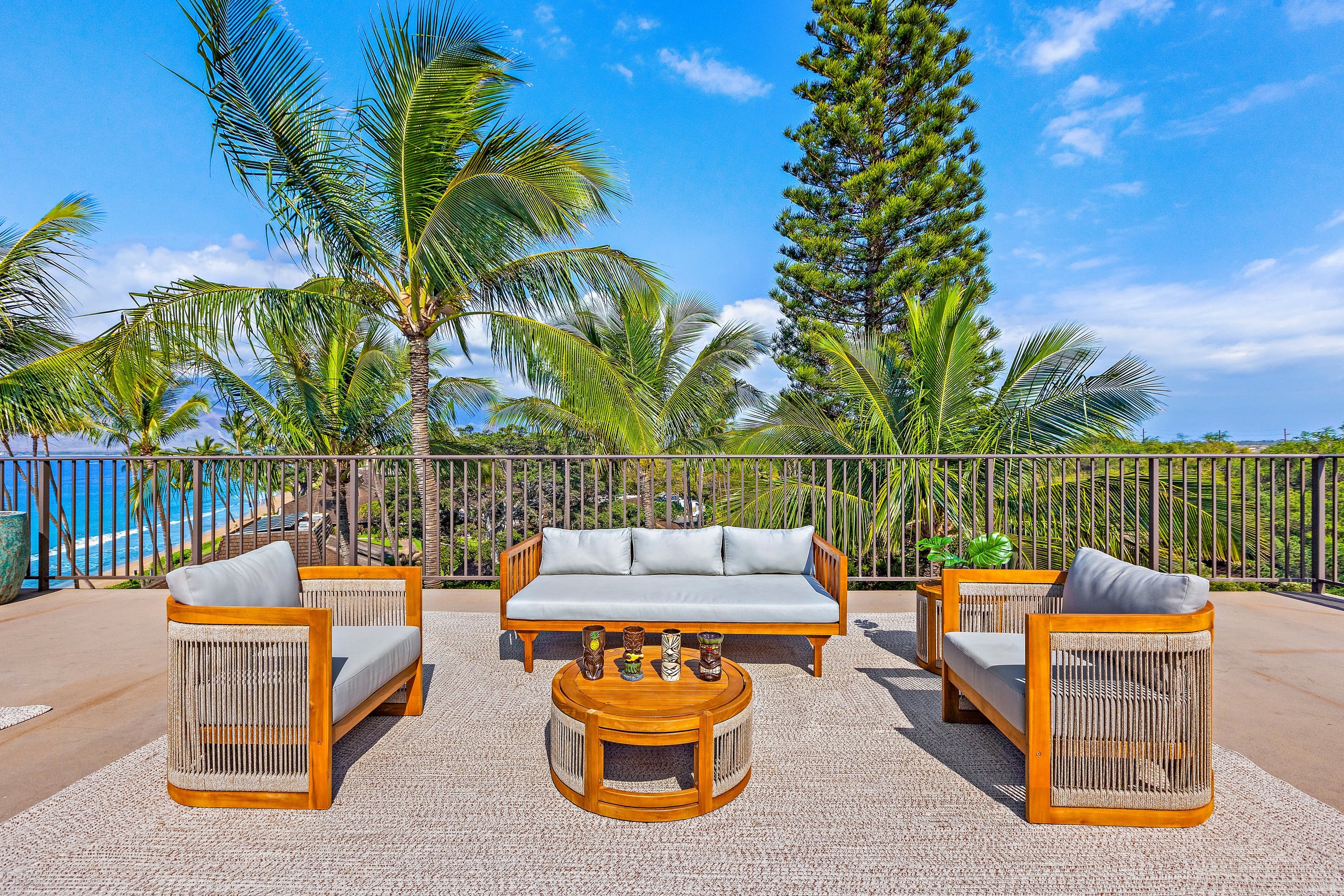 Unapologetic Oceanfront Luxury with 1,000-SF Lanai - Image 44
