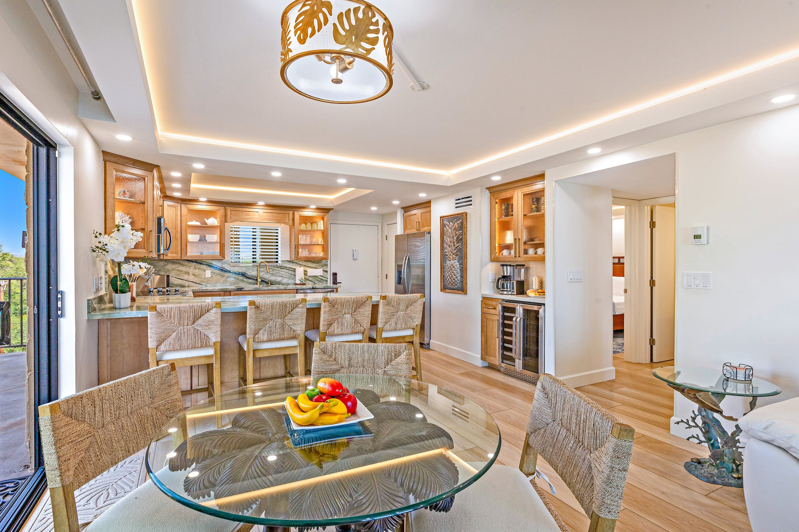 Unapologetic Oceanfront Luxury with 1,000-SF Lanai - Image 16