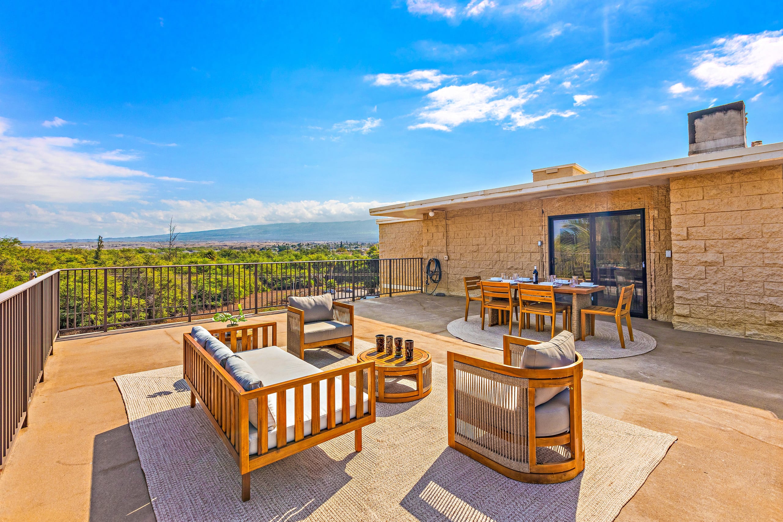 Unapologetic Oceanfront Luxury with 1,000-SF Lanai - Image 46