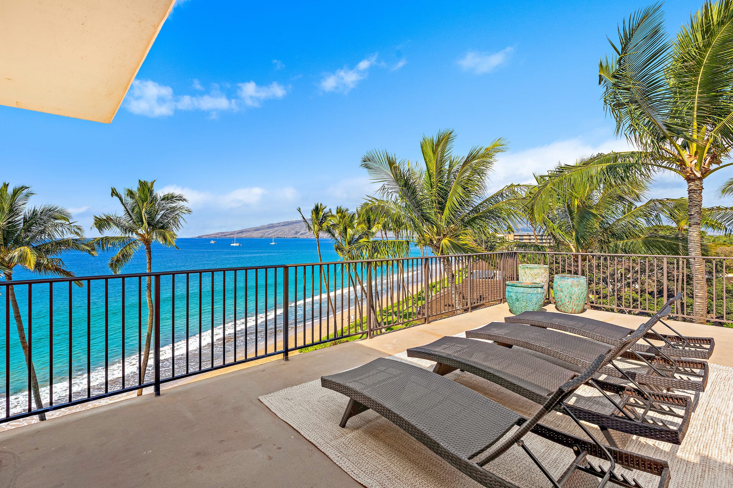 Unapologetic Oceanfront Luxury with 1,000-SF Lanai - Image 43