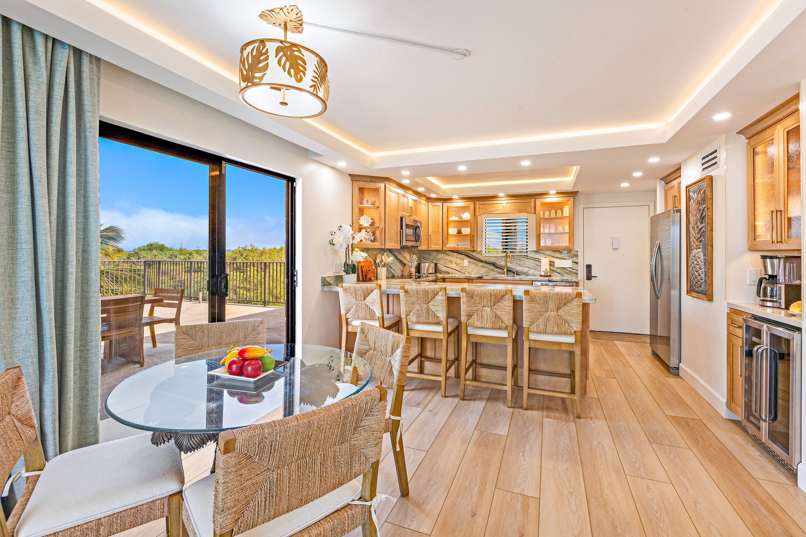Unapologetic Oceanfront Luxury with 1,000-SF Lanai - Image 17