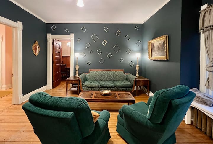 Private Room In Spacious Travel Nurse Home - Wausau, WI