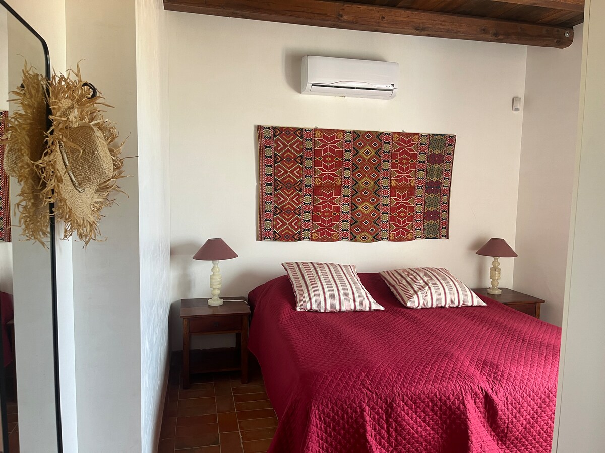 Sovrum 4 med nytt överkast