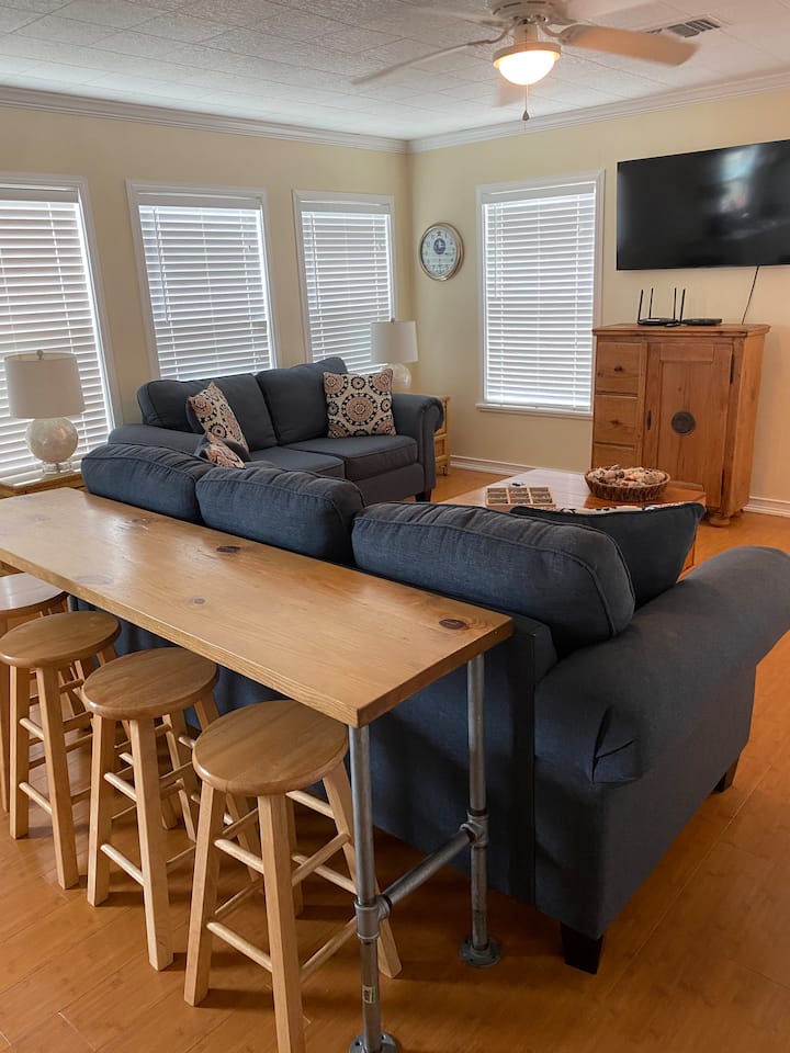 Driftwood • Poc Hideaways - Port O'Connor, TX