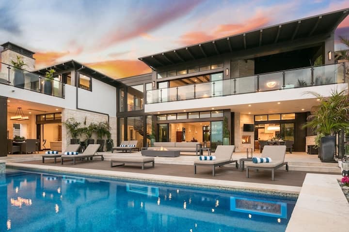 Ultra Luxury BeachFront Mansion South Bay