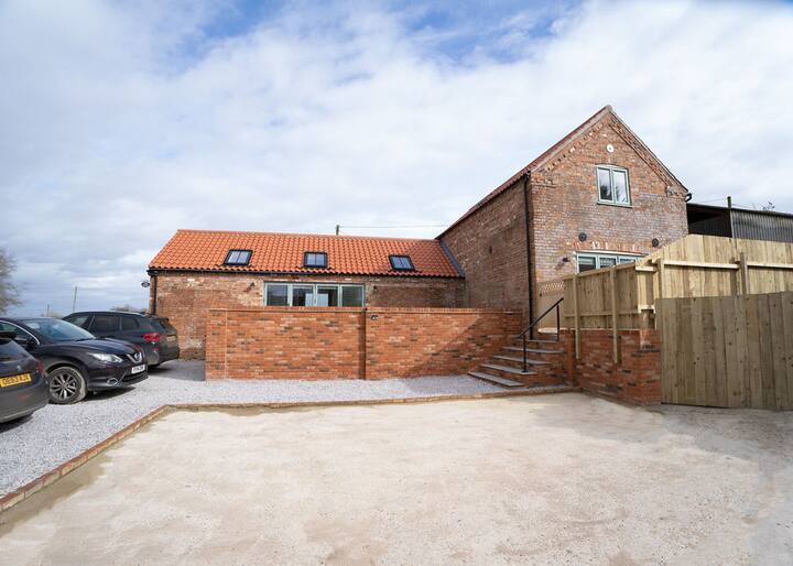The Covey And Nye - Horncastle
