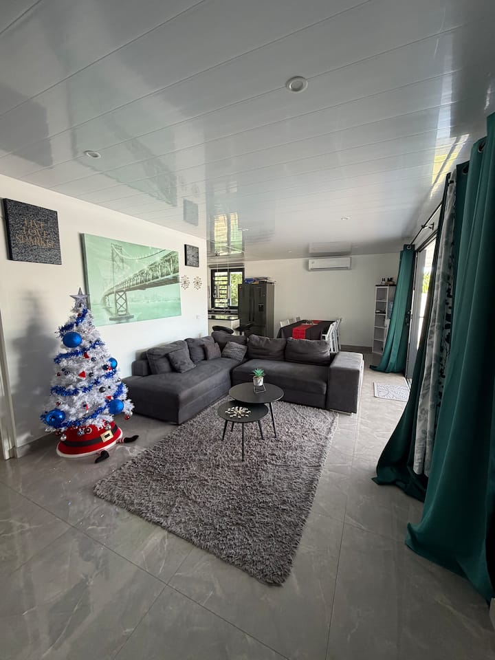 Maison Spacieuse 3 Chambres Avec Piscine à Papeari - Tahiti