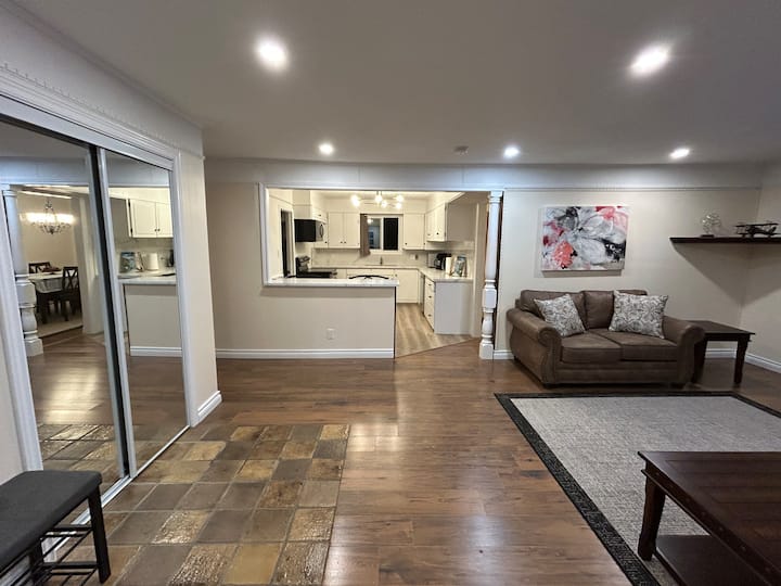 Cozy 3br Cottage Near Lake Simcoe - Ontario