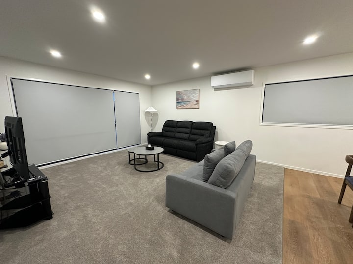 Brand New Modern Comfort Home - 3 Bedroom 2 Bathrm - Rotorua