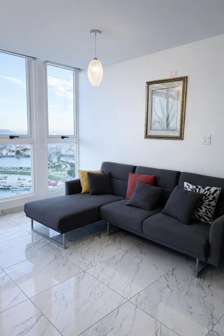 Apt Sea Front+pool+gym+ac+tv+laundry @Panama - Panama City