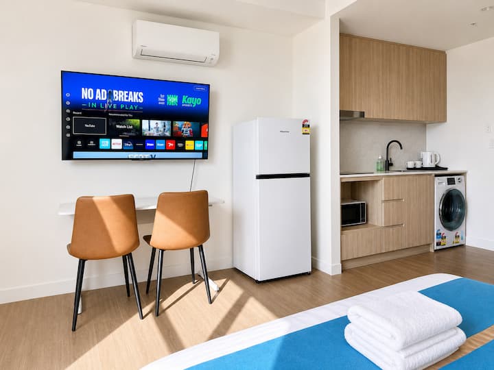 Studio In Granville W Balcony Free Wi-fi - Lansdowne