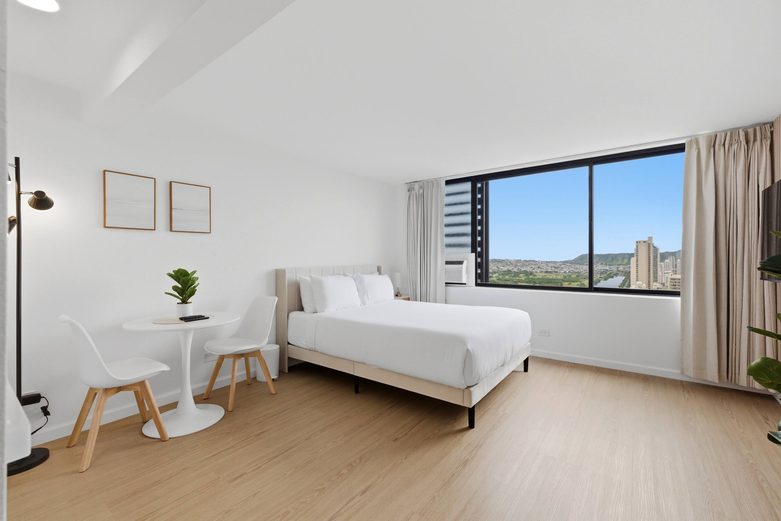 [New] Ocean View 2 bedroom 2 bath in Waikiki - Photo 20