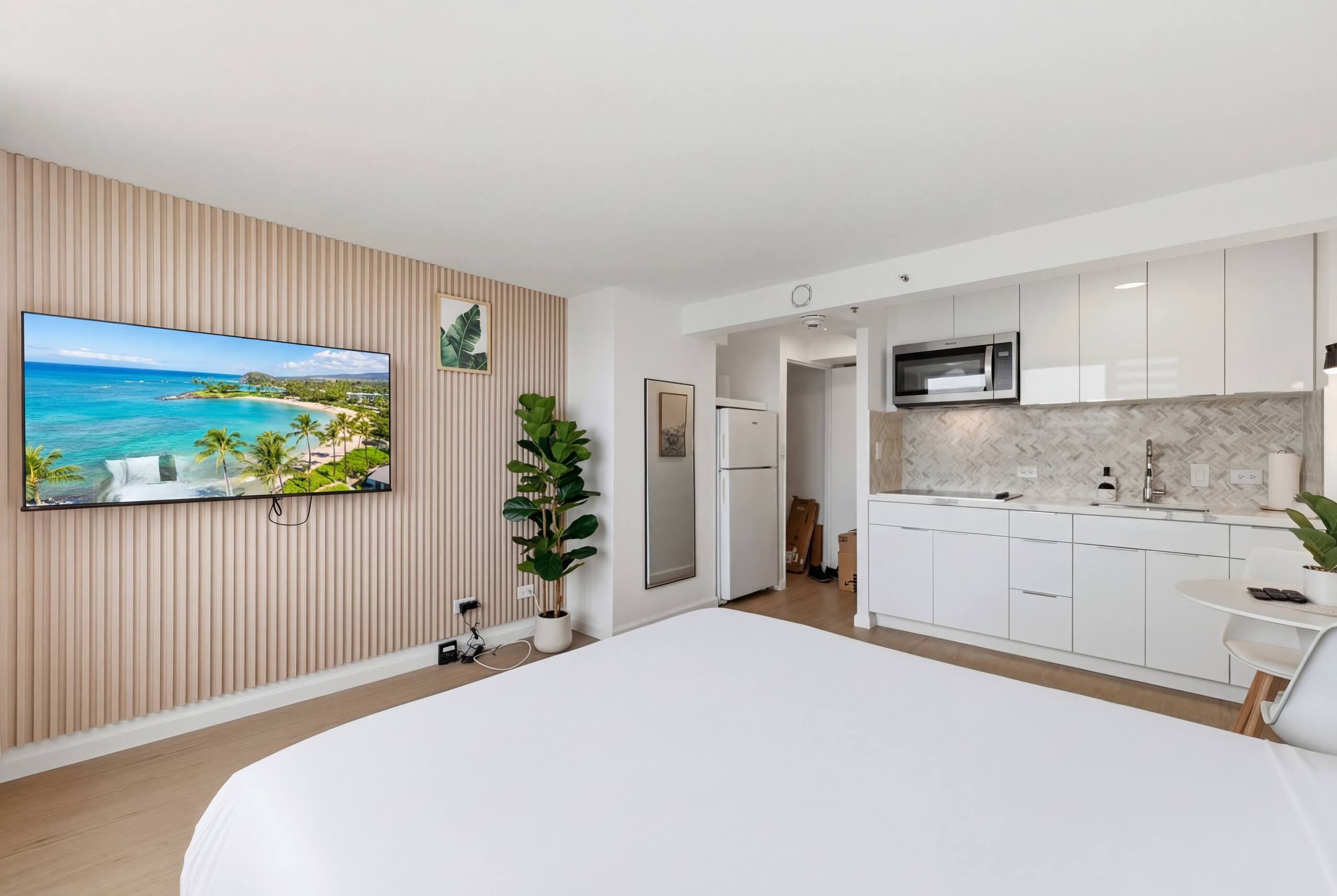 [New] Ocean View 2 bedroom 2 bath in Waikiki - Photo 18