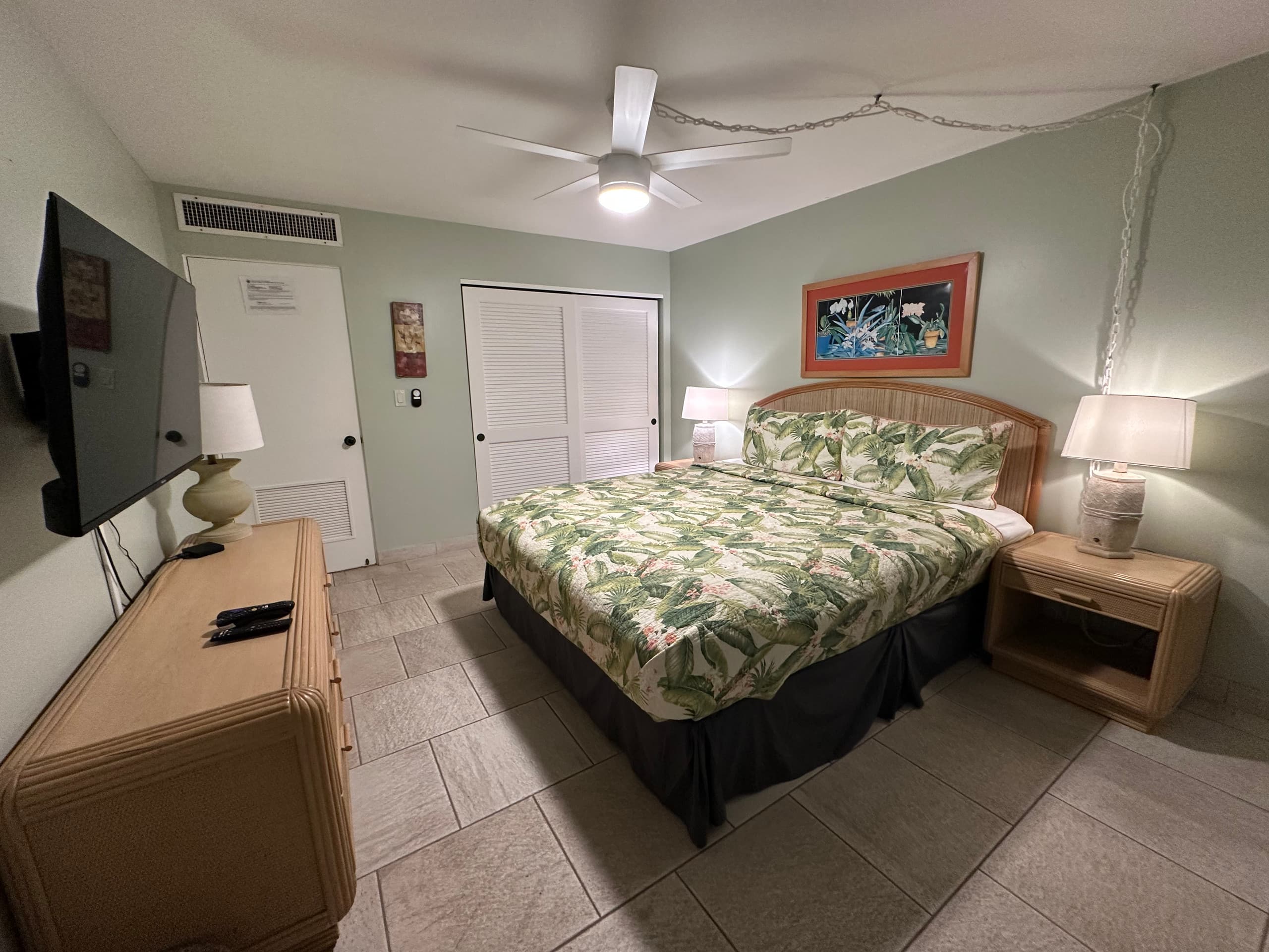 Condo in Kailua-Kona · ★4.93 · 1 bedroom · 2 beds · 1 bath - Image 10