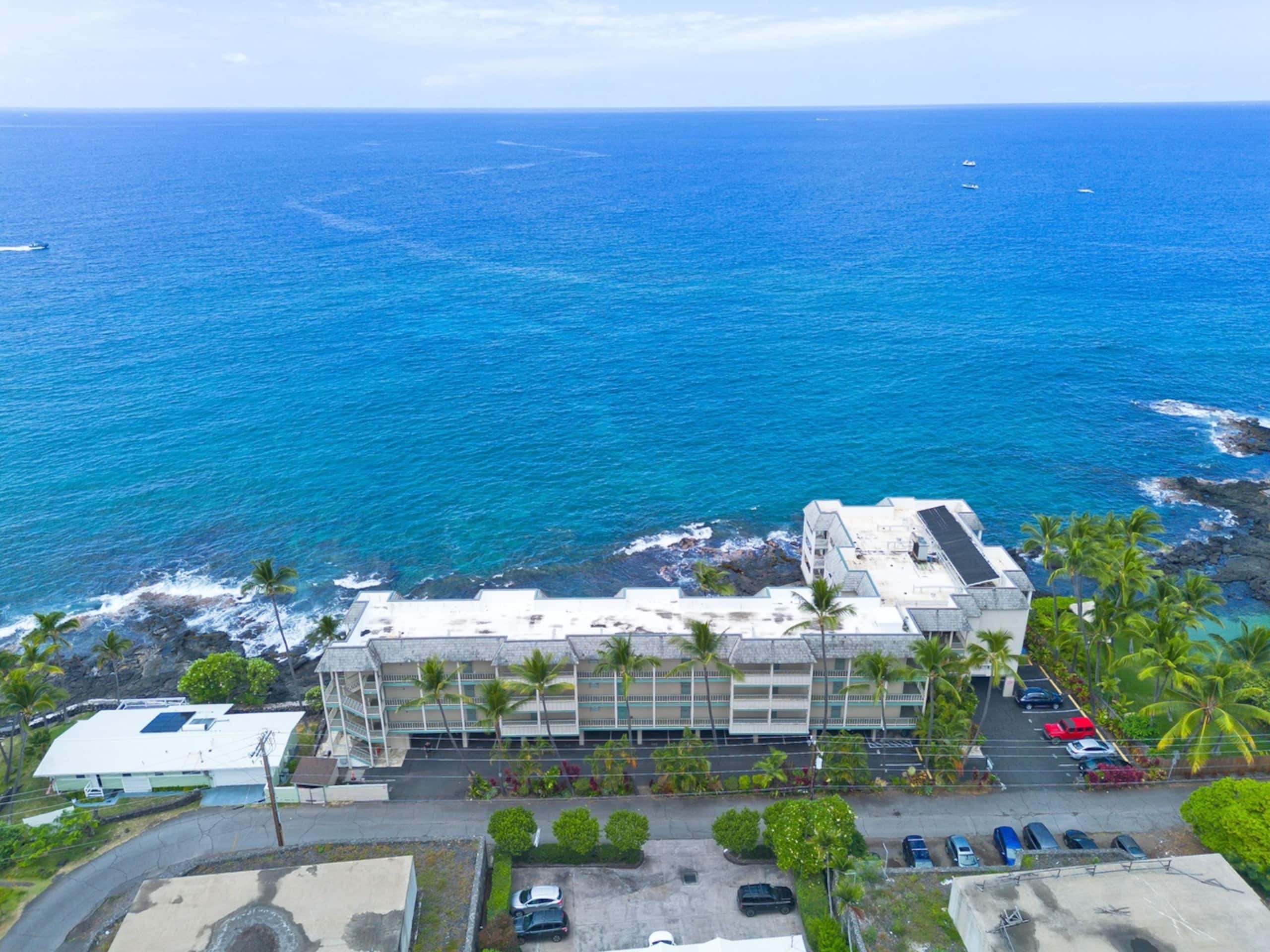 Condo in Kailua-Kona · ★4.93 · 1 bedroom · 2 beds · 1 bath - Image 20