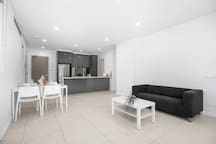 Mascot - 152/198 Coward St