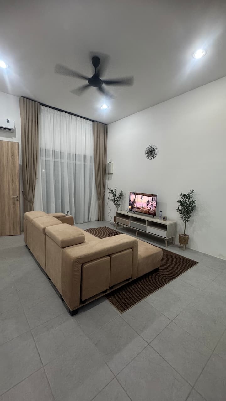 Dhuha Homestay

-Selesa, Tenang Dan Diberkati- - Sungai Petani