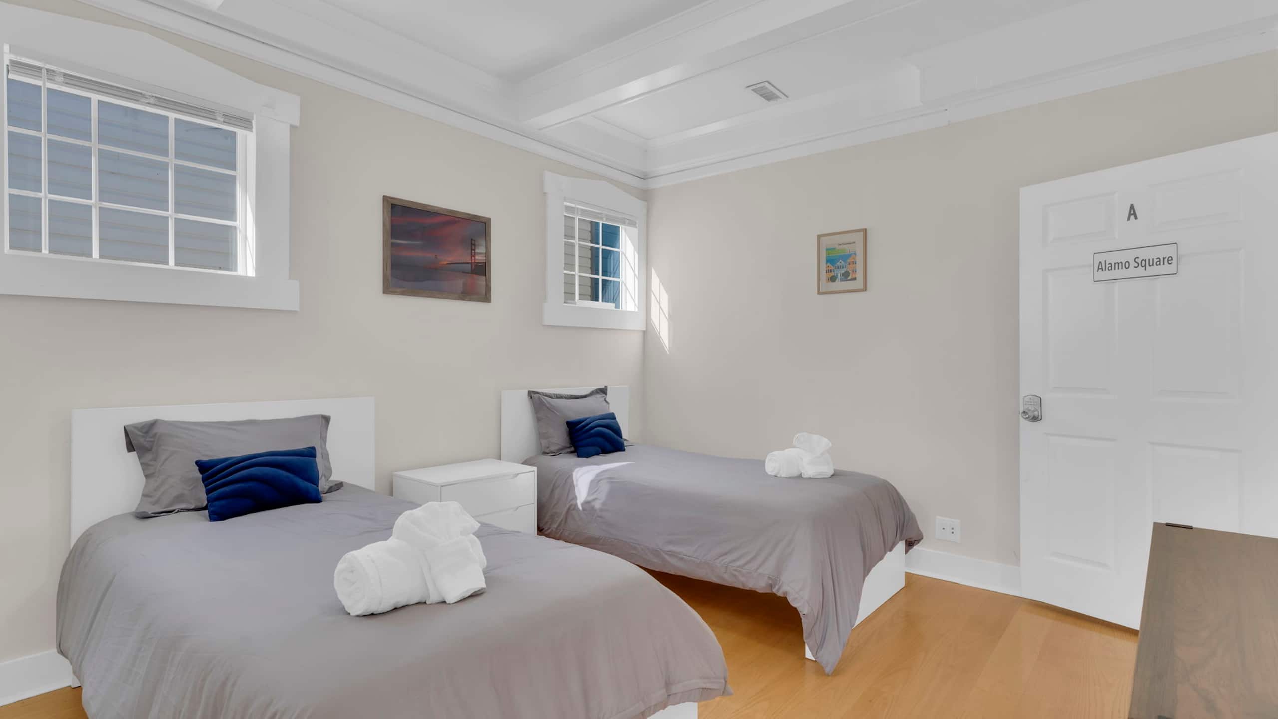 Home in San Francisco · ★4.93 · 5 bedrooms · 6 beds · 3 baths - Image 20