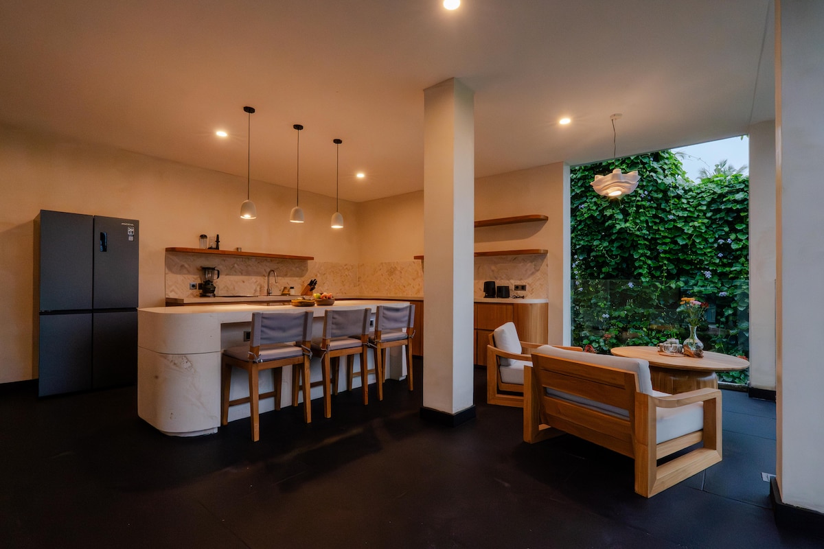 OXO Ubud Jungle View - 1BR Private Villa in Ubud - Image 5