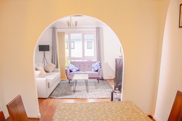 Spacious Newport Home Near Icc & Local Attractions - Newport