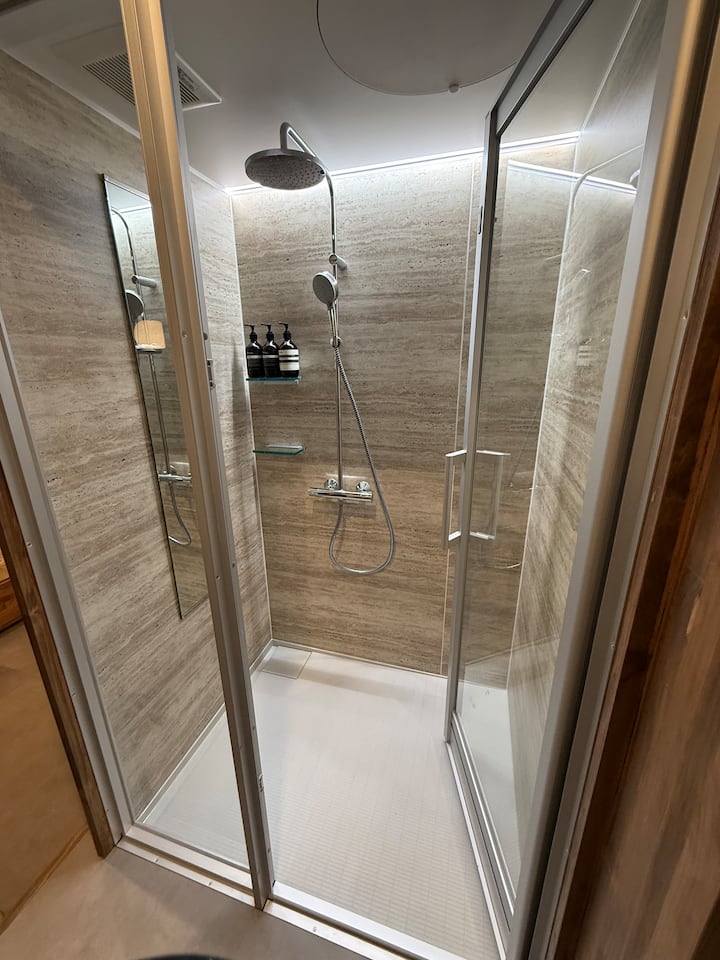 シャワーのみとなっています