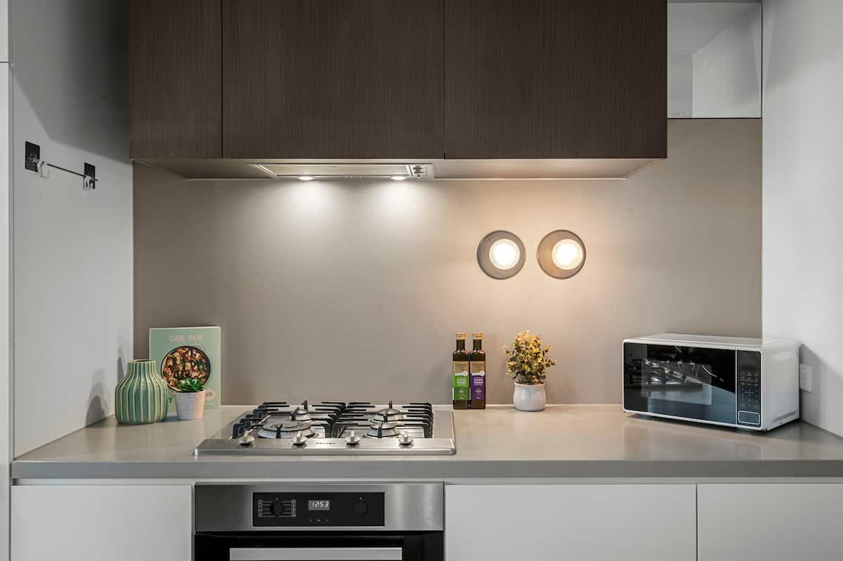 Kitchenette image 2