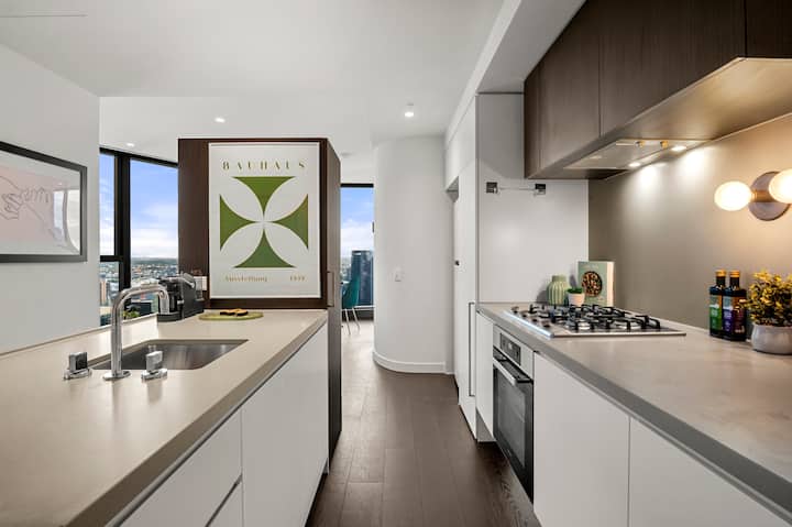 Kitchenette image 1