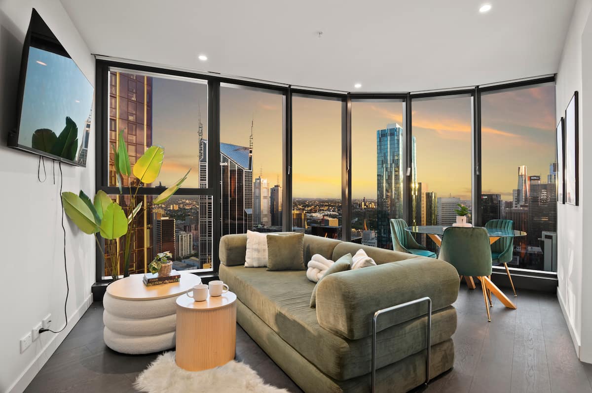 Living room image 2