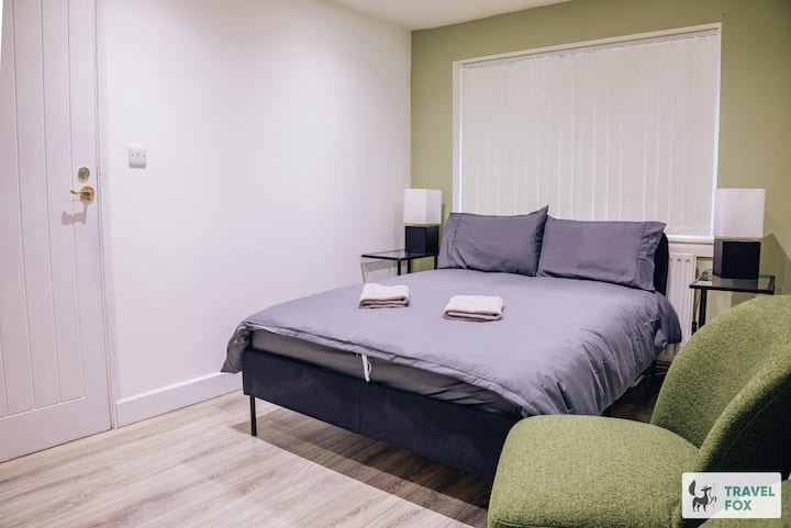Flora's Flat 2 - Nottingham