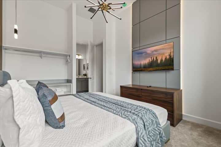 11133MorayBayAve(46)