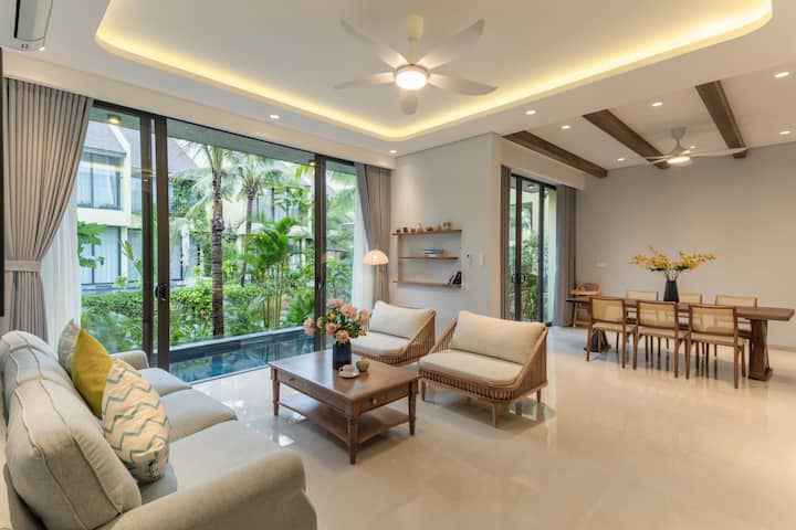 Sunshine Villa | Peaceful Pool | Near Ab Beach - Vietnam