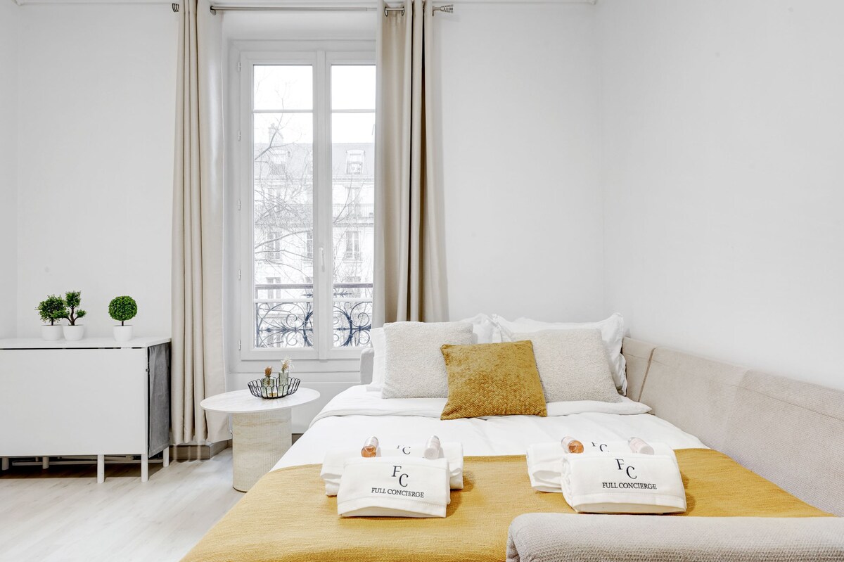 Suite Magenta — Chambre principale