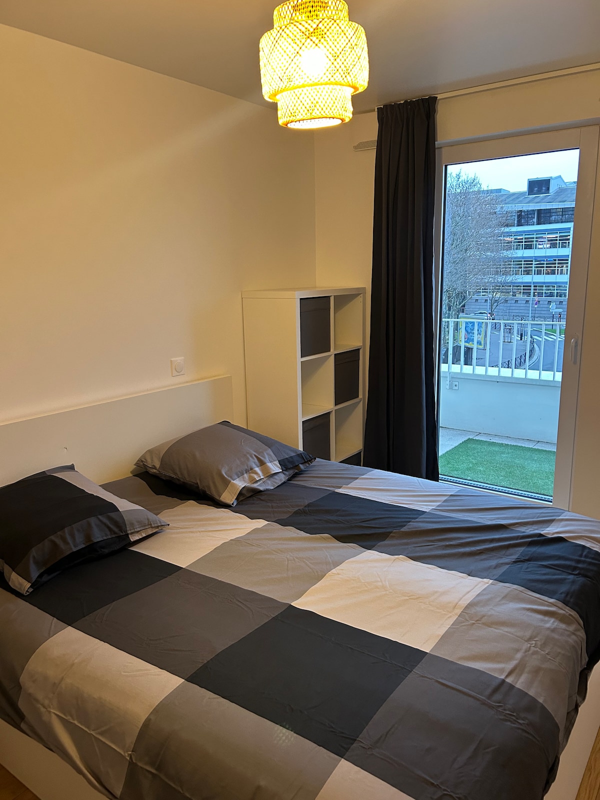 غرفة النوم 1