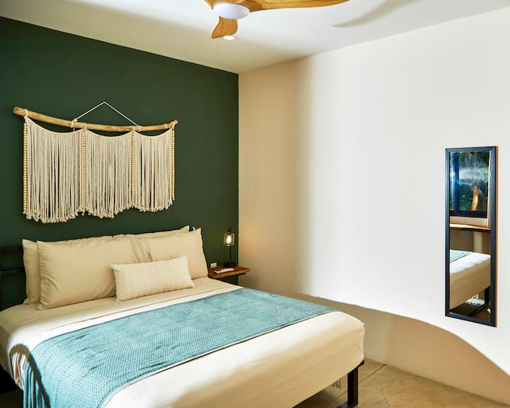 საძინებელი 1