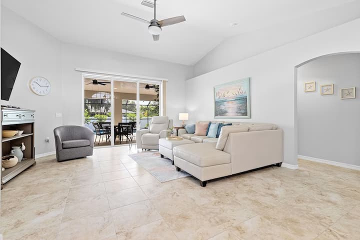 Stylish Private Pool Close To Beach / Shopping - Port Charlotte, FL