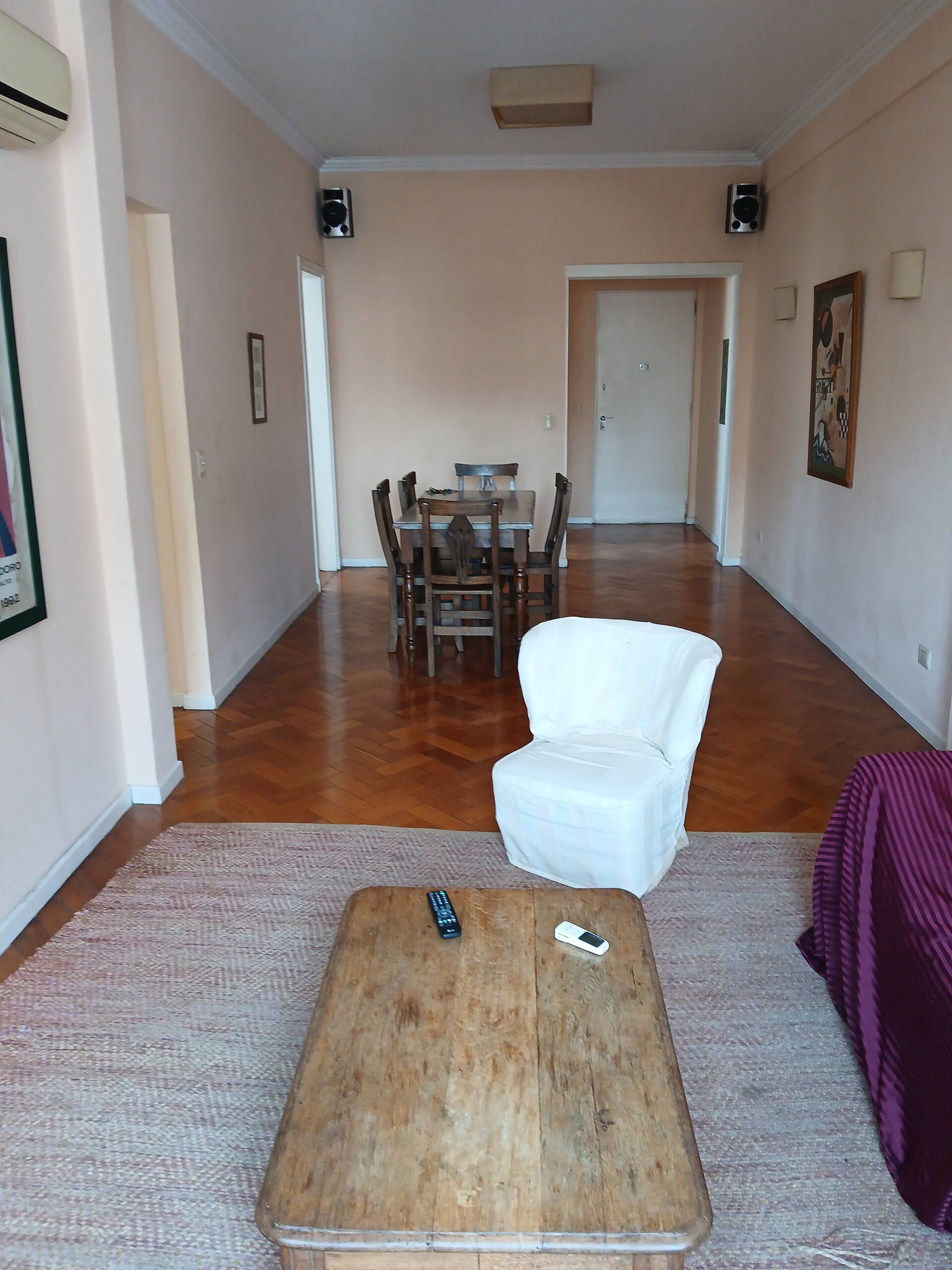 Two-bedroom apartment in Monserrat