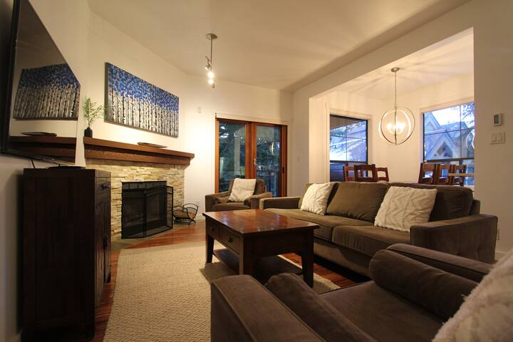Whistler Retreats managed Airbnb listing 2