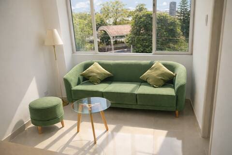 Successful Airbnb property: Enjoy the view of the park | Well-lit and downtown in Dosquebradas