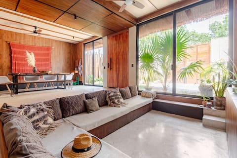Top performing Airbnb: 4BR Villa+Breakfast included+Rental car+ Pool in Quintana Roo