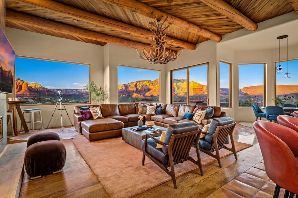 A red-rock retreat on the Airport Mesa, Sedona, Arizona, United States, photo 10 of 10