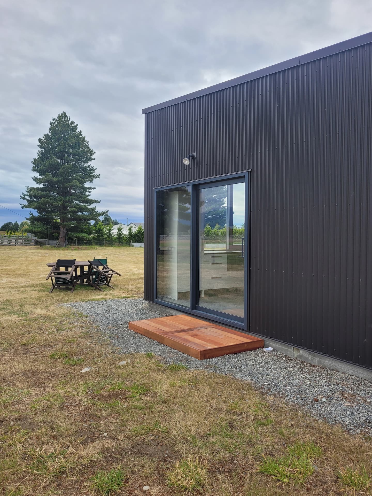 Rustic Ruataniwha Retreat 2