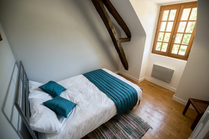 საძინებელი 1