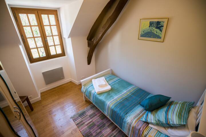 საძინებელი 3