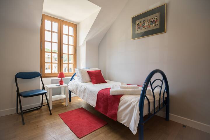 საძინებელი 2