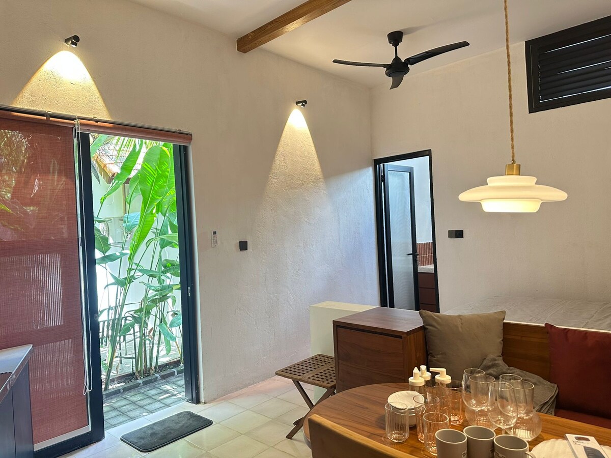 Home in Mengwi · ★5.0 · 1 bedroom · 1 bed · 1 bath, comparabile Airbnb