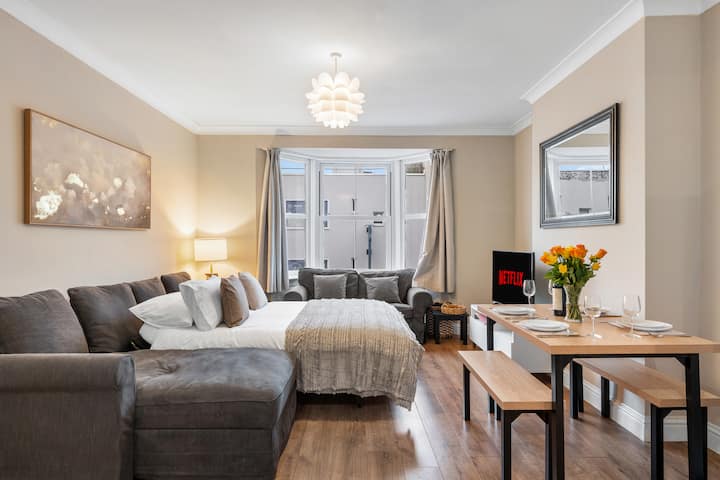 Central Brighton | King Beds | Sleep 6 | Fast Wifi - Hove