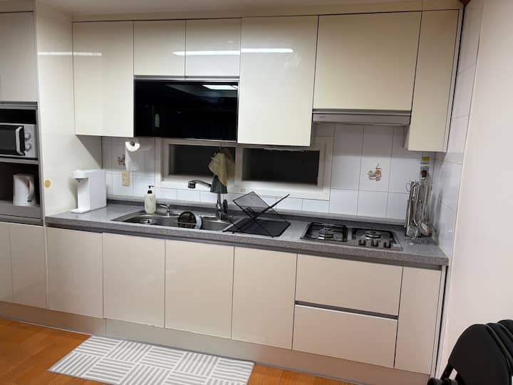 [10 Pax] 5 Queen Beds | Direct To Airport&hongdae - Bucheon-si