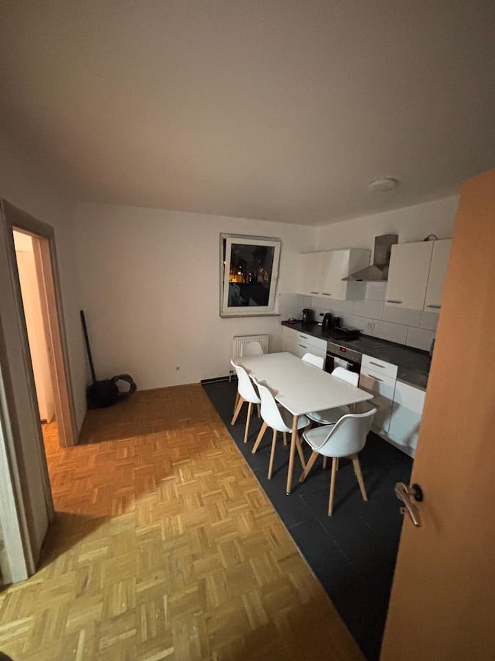 Nice 5 Bedroom Apartment In Offenbach/frankfurt - Frankfurt (Main) Hauptbahnhof